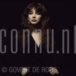 03-03-1978 Kate Bush at studio in Amsterdam.

[keywords]Posed, Half Length, Eyecontact, Singer[/keywords]